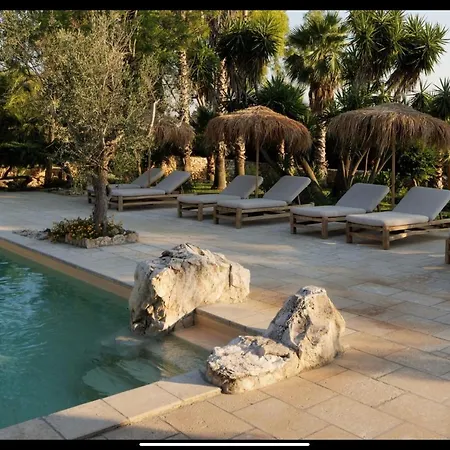 Tenuta Negroamaro 4*