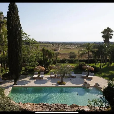 Tenuta Negroamaro 4* غالّيبولي