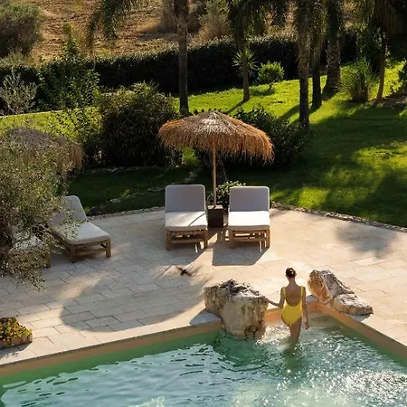 Tenuta Negroamaro فندق 4*