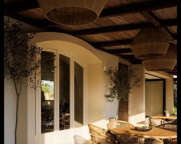 Tenuta Negroamaro 4*