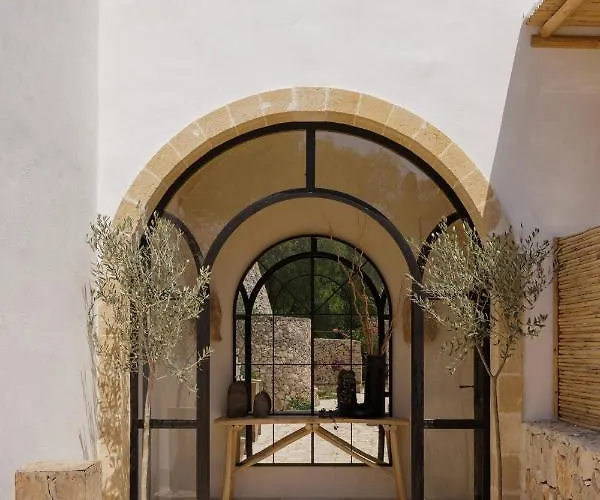 Hotell Tenuta Negroamaro 4*